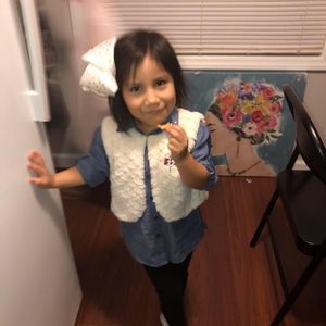 Meet your Posher, Mia